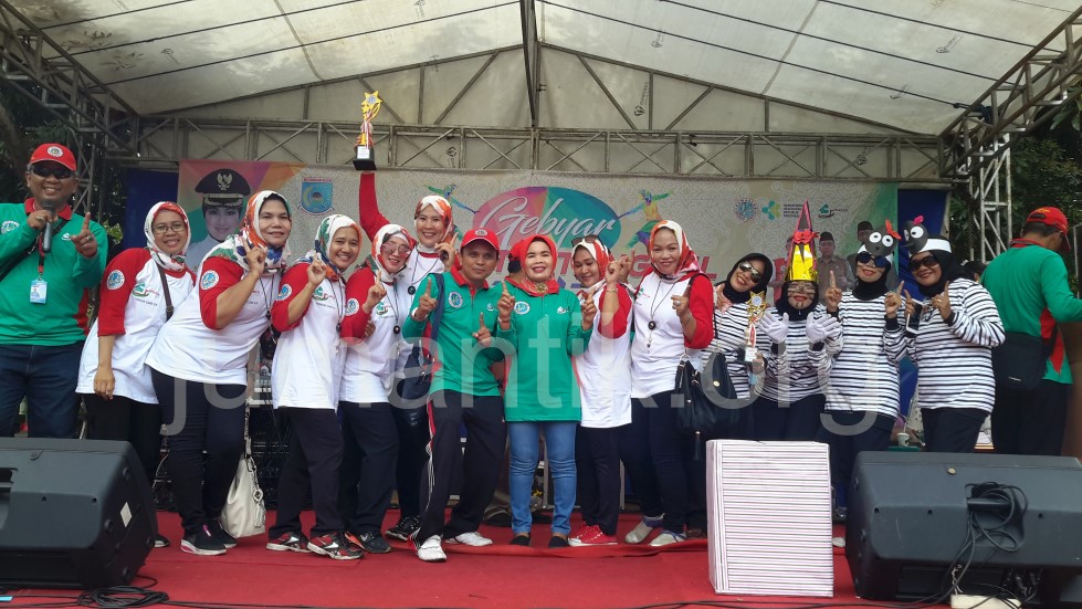 Lomba_dan_Kreatifitas_Jumantiker_dalam_semarak_gebyar_jumantik_2017_0.jpg