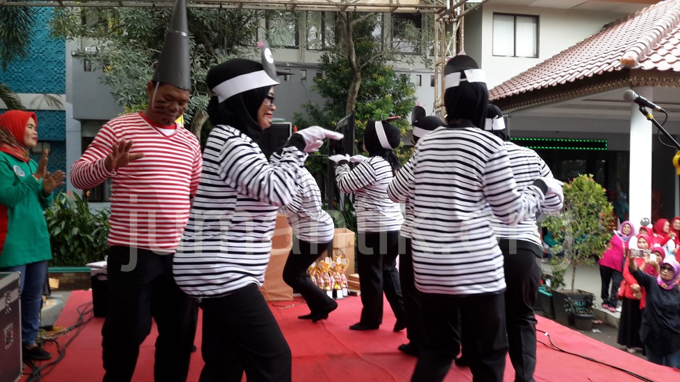 Lomba_dan_Kreatifitas_Jumantiker_dalam_semarak_gebyar_jumantik_2017_10.jpg