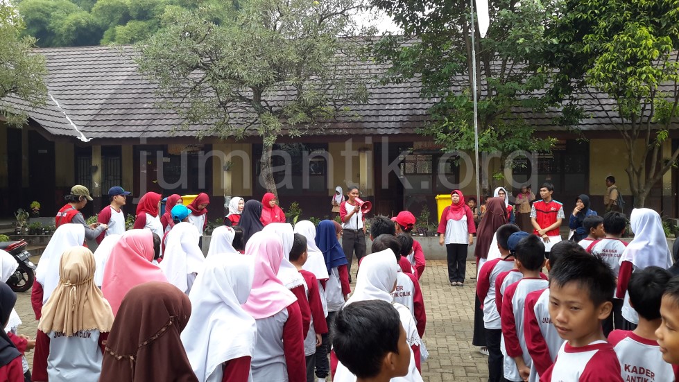 Bambu_Apus_Lolos_Sertifikasi_Kelurahan_Bebas_Jentik_Ke_dua_Tangsel33.jpg