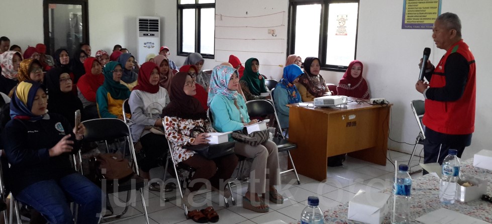 Pelatihan_kader_Jumantik_Kelurahan_Benda_Baru_Kecamatan_Pamulang_109.jpg