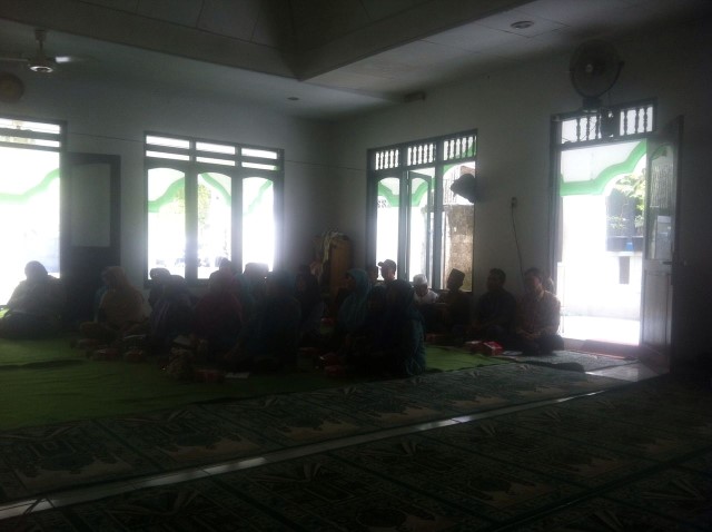 Sosialisasi_sekolah_dan_RW_03_serua_indah_1.jpg