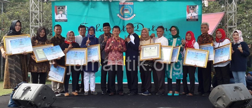 sertifikasi dinkes 77 rw di pamulang00