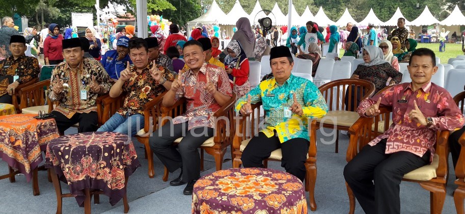 sertifikasi dinkes 77 rw di pamulang00